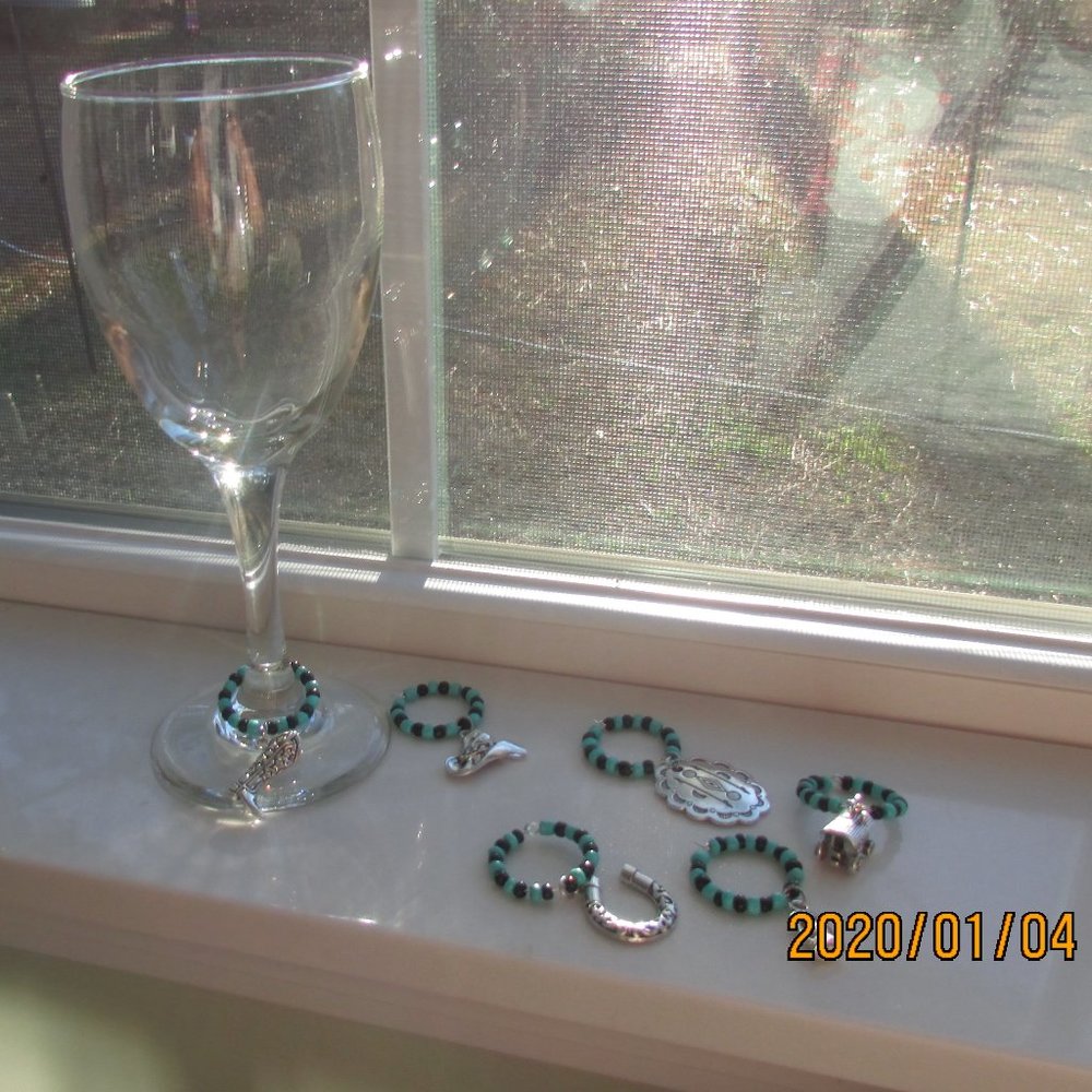 WINE CHARMS